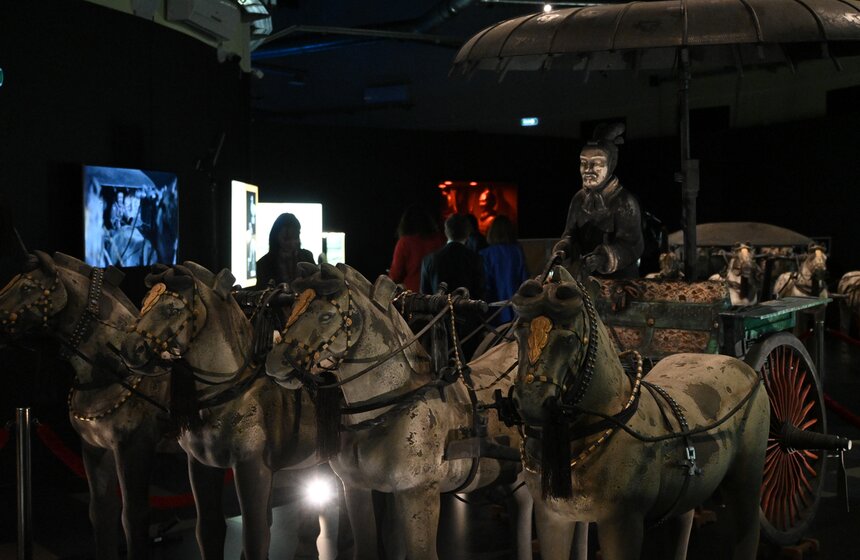 На ВДНХ открыли выставку-реконструкцию "Терракотовая армия. Бессмертные воины Китая" 25 фото