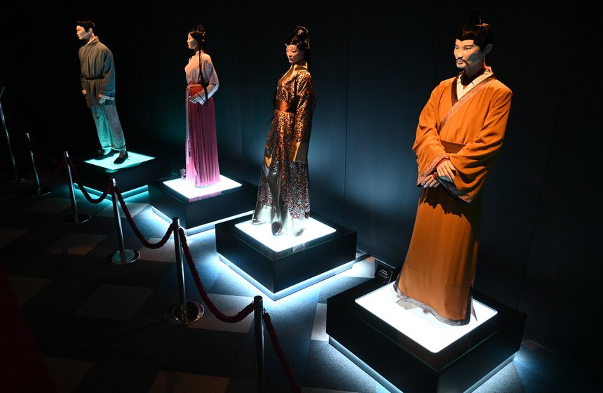 На ВДНХ открыли выставку-реконструкцию "Терракотовая армия. Бессмертные воины Китая" 18 фото