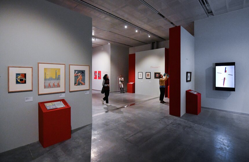 В Еврейском музее Москвы открылась выставка русских авангардистов 18 фото