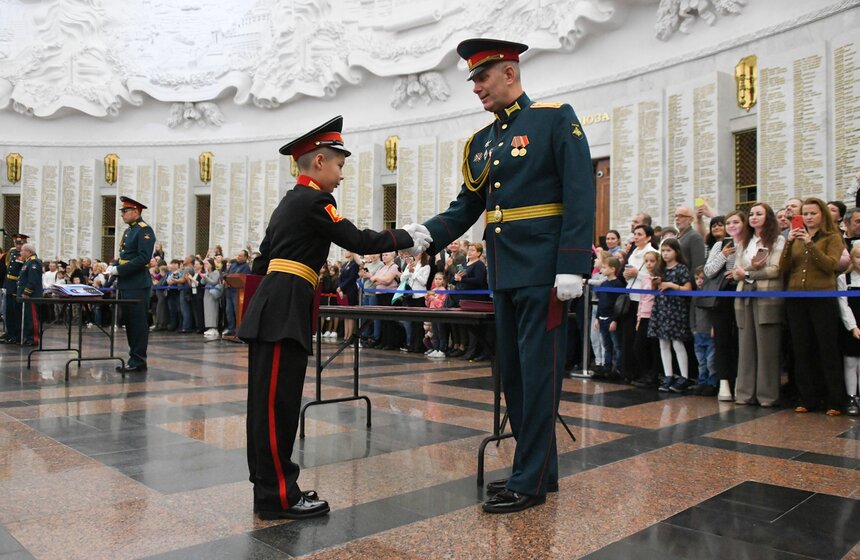 В Музее Победы прошло посвящение в суворовцы 13 фото