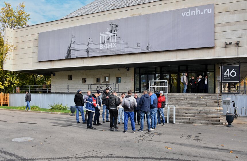 Один из павильонов ВДНХ стал пунктом мобилизации 1 фото