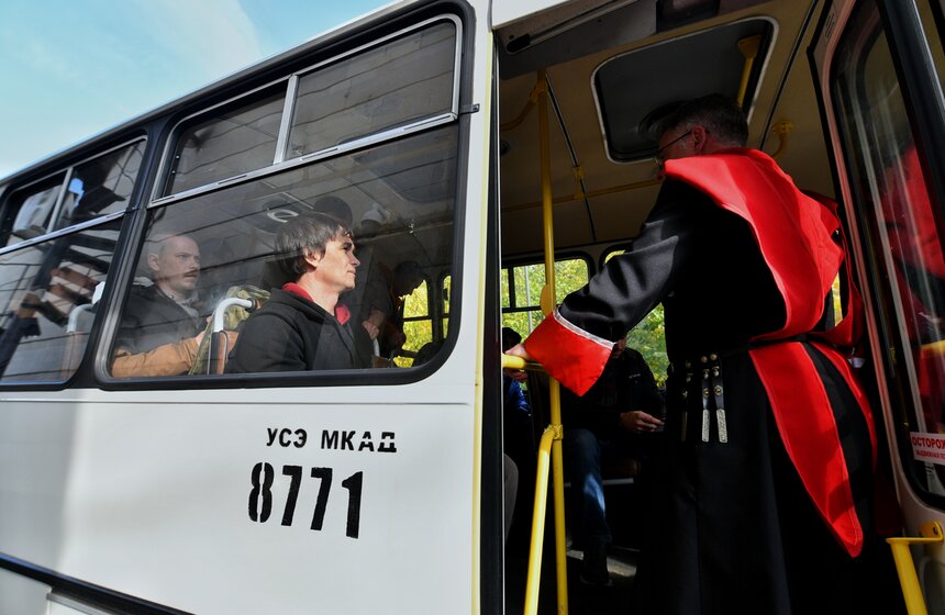 Один из павильонов ВДНХ стал пунктом мобилизации 32 фото