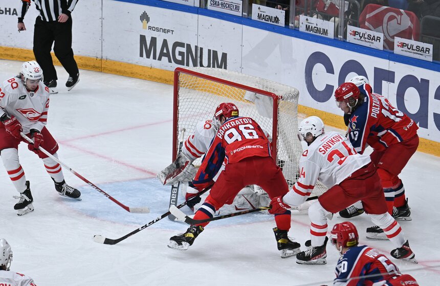 ЦСКА обыграл "Спартак" в матче регулярного сезона КХЛ 10 фото
