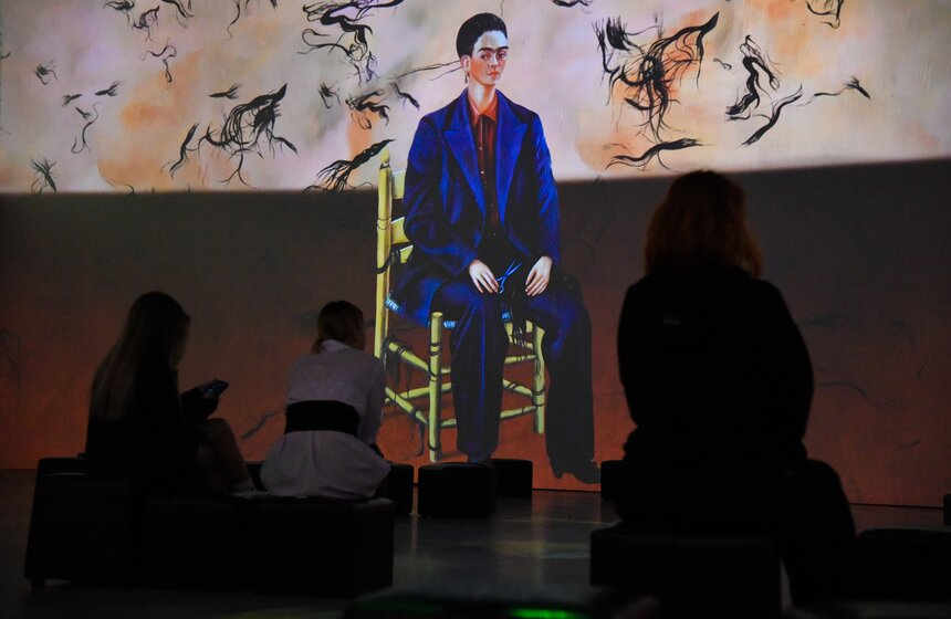 Мультимедийная выставка "Фрида. Viva la vida!" стартовала в столичном Artplay 8 фото