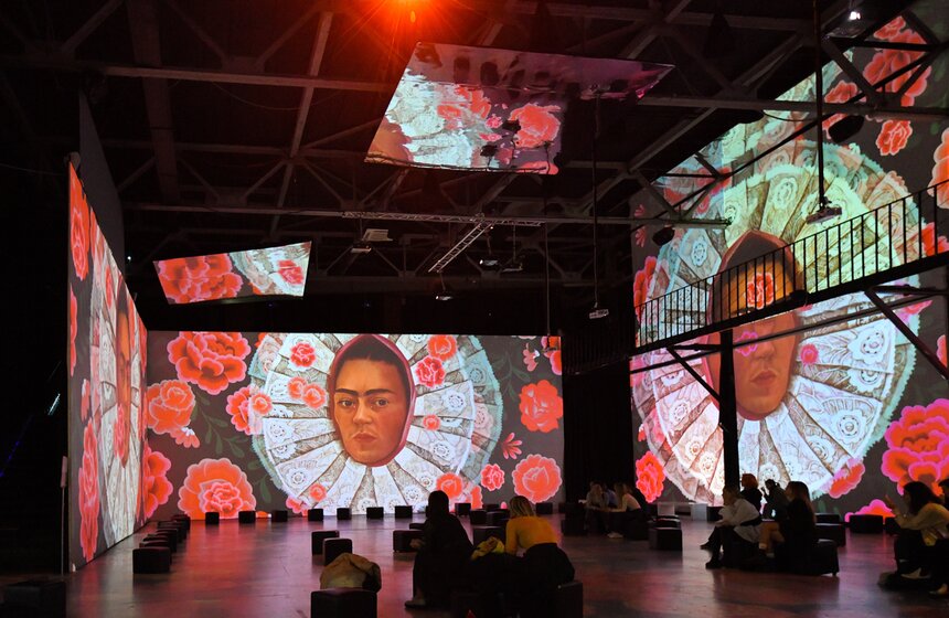 Мультимедийная выставка "Фрида. Viva la vida!" стартовала в столичном Artplay 14 фото
