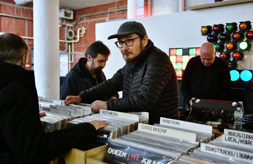 Фестиваль кооперации и взаимопомощи "Черный рынок" прошел в Москве 16 фото