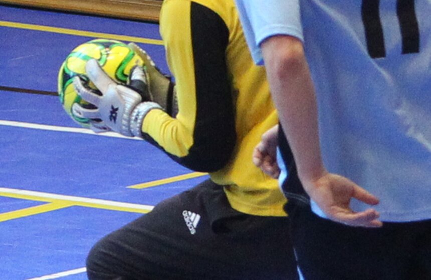 Минобрнауки сыграло в футбол против московских студентов 13 фото