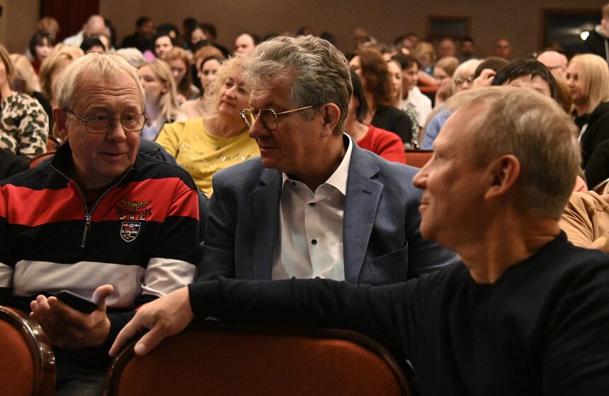 В Москве состоялось открытие 102-го сезона Театра им Вахтангова 14 фото