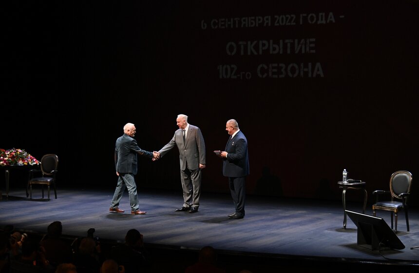 В Москве состоялось открытие 102-го сезона Театра им Вахтангова 19 фото