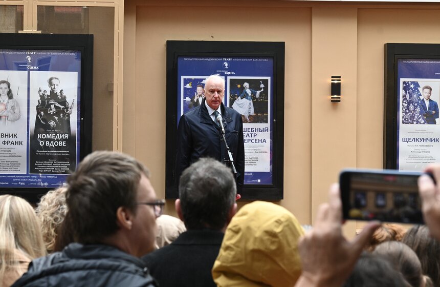 В Москве состоялось открытие 102-го сезона Театра им Вахтангова 9 фото