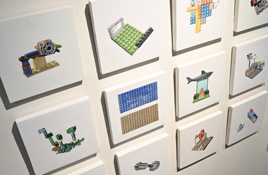 В "Зарядье" открылась выставка "Выпуск 22" 8 фото