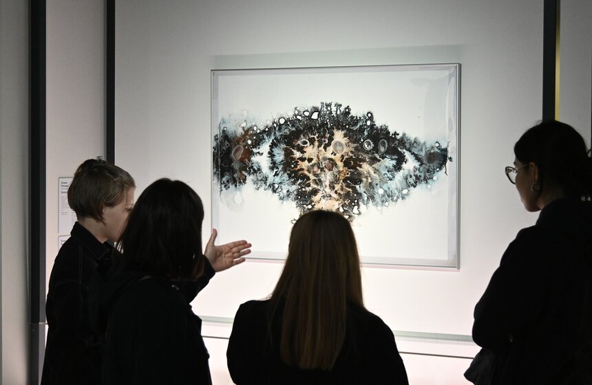 В "Зарядье" открылась выставка "Выпуск 22" 3 фото