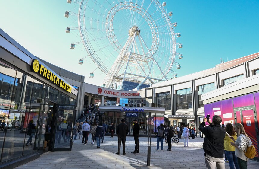Колесо обозрения "Солнце Москвы" запустили на ВДНХ 1 фото