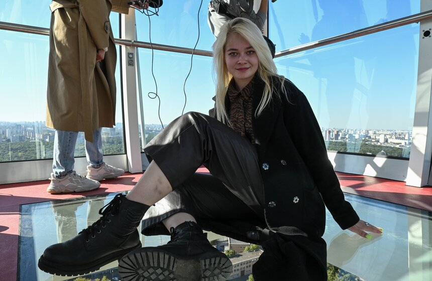 Колесо обозрения "Солнце Москвы" запустили на ВДНХ 14 фото