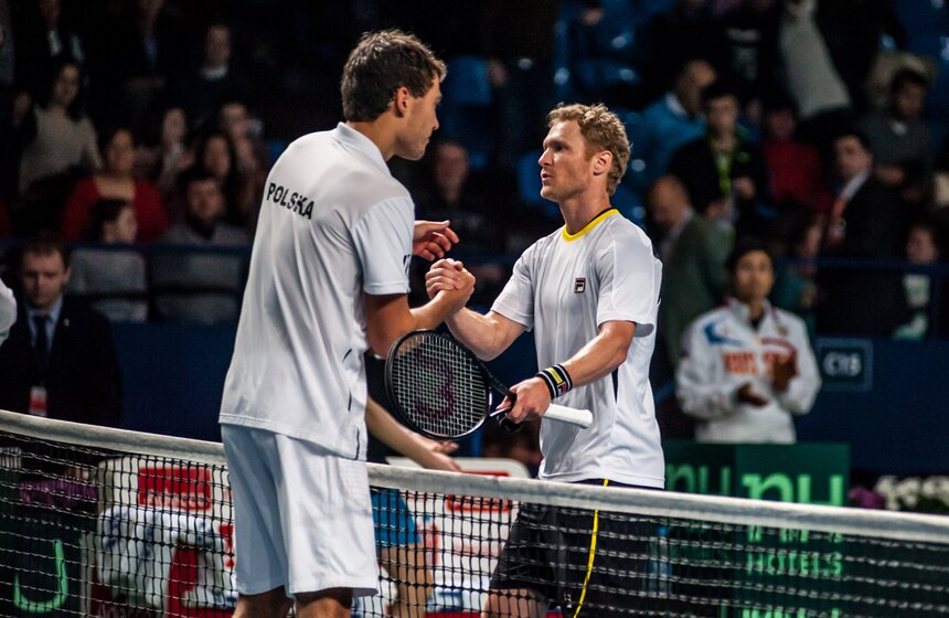 Сборная России проиграла команде Польши на Кубке Дэвиса 8 фото
