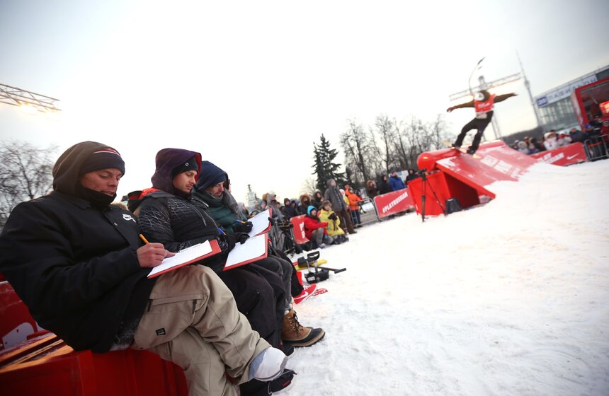На ВВЦ состоялся турнир по сноуборду Helipark 4 фото