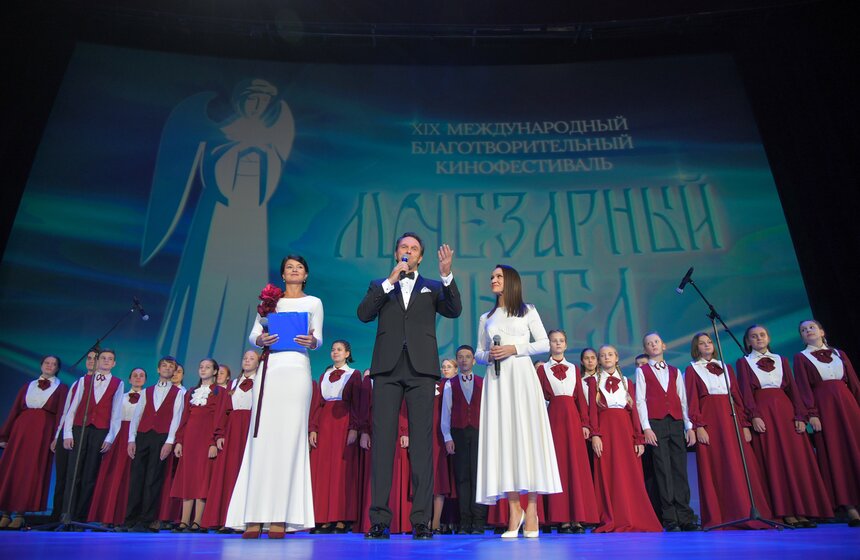 В Москве проходит кинофестиваль "Лучезарный ангел" 14 фото