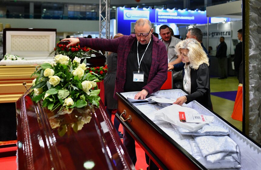 Выставка ритуальных услуг "Некрополь–2022" открылась в Москве 14 фото