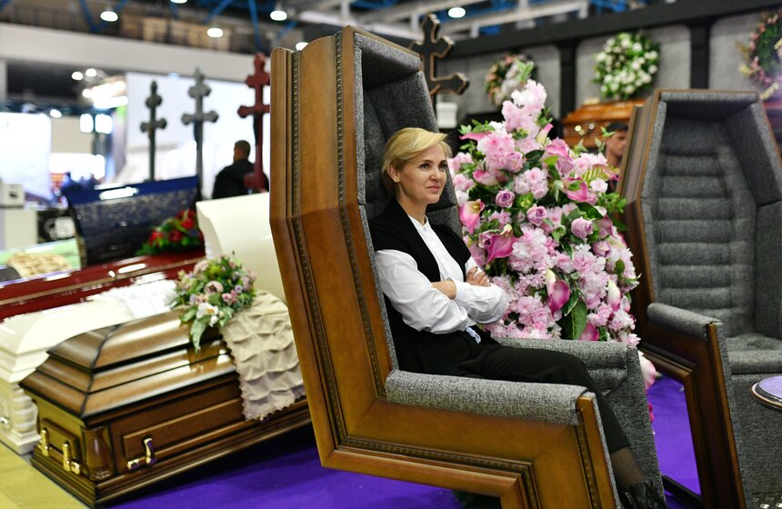 Выставка ритуальных услуг "Некрополь–2022" открылась в Москве 12 фото