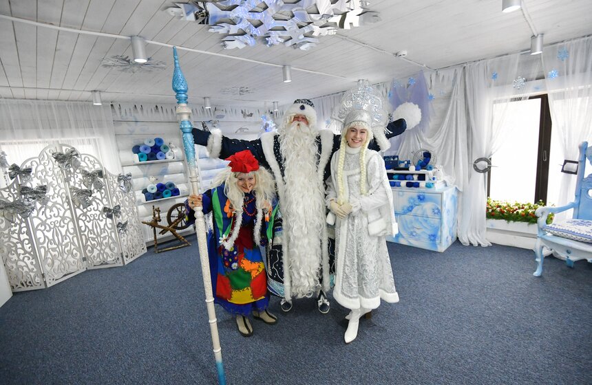 Резиденция Деда Мороза в Москве открыла новый сезон 20 фото