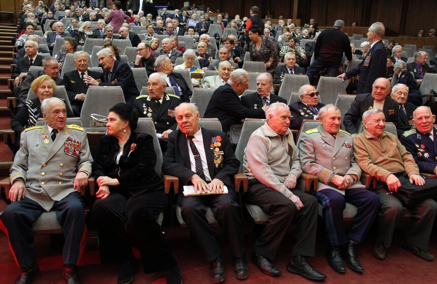 В Москве отметили 71-ю годовщину победы в битве под Сталинградом 5 фото