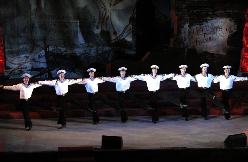 В Москве отметили 71-ю годовщину победы в битве под Сталинградом 15 фото