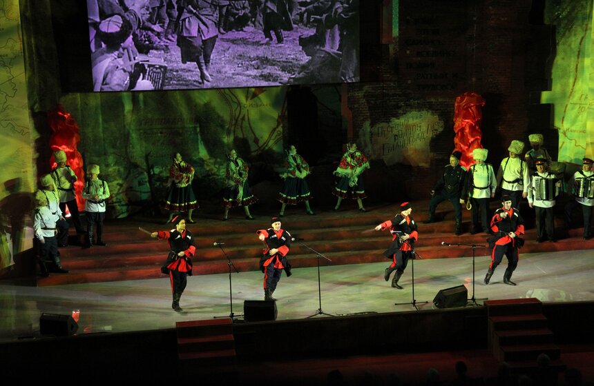 В Москве отметили 71-ю годовщину победы в битве под Сталинградом 14 фото