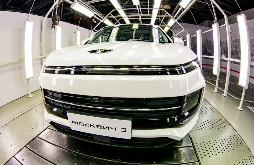 Продажи нового кроссовера "Москвич" начнутся в декабре 2022 года 40 фото