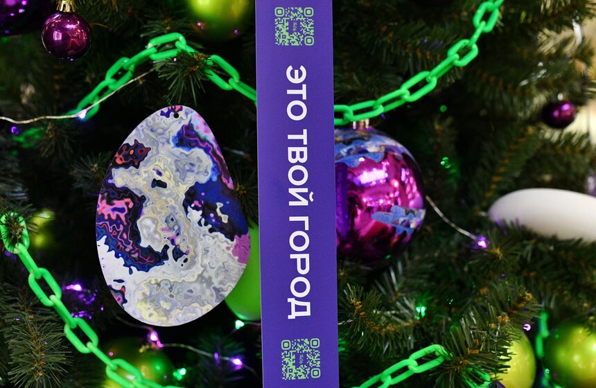 Ежегодная выставка "Новогодние елки" открылась в ГУМе 17 фото