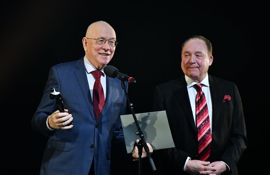 Названы лауреаты премии зрительских симпатий "Звезда Театрала" 25 фото