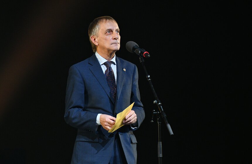 Названы лауреаты премии зрительских симпатий "Звезда Театрала" 22 фото