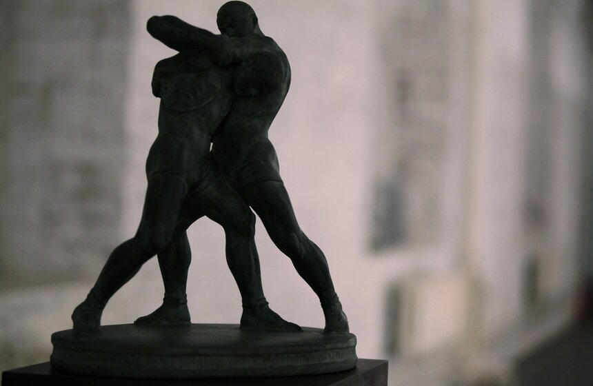 В галерее "Проун" открылась выставка "Спорткульт" 1 фото