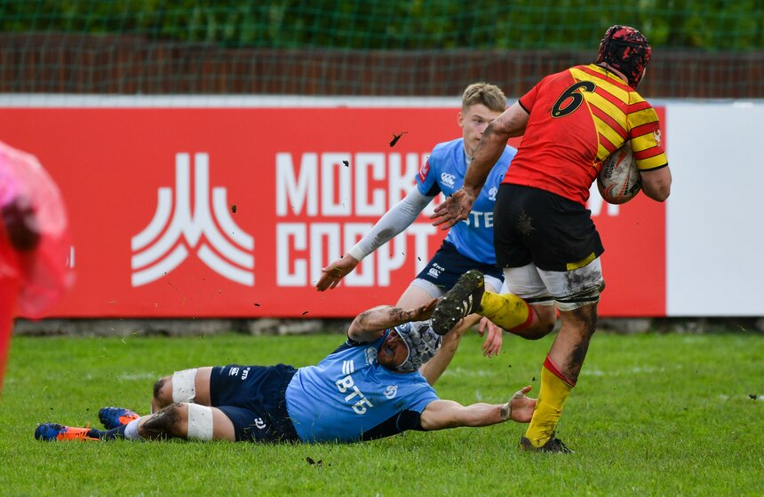 "Динамо" выиграло в матче со "Славой" 22 фото