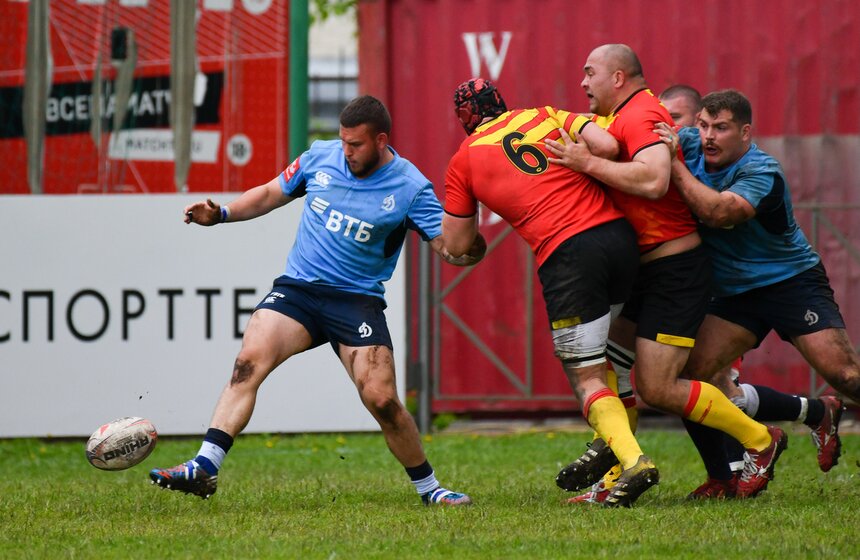 "Динамо" выиграло в матче со "Славой" 15 фото