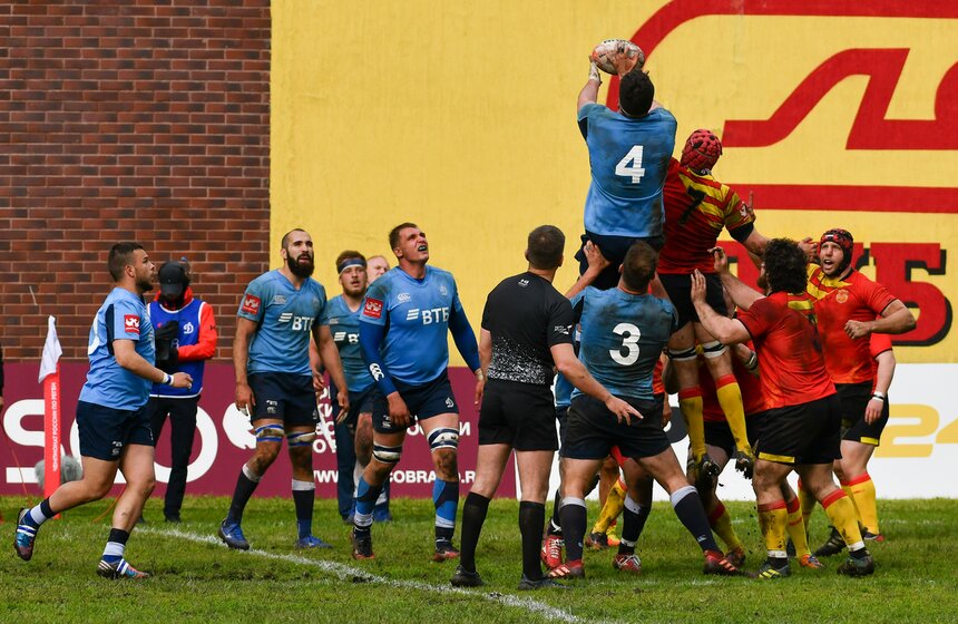 "Динамо" выиграло в матче со "Славой" 13 фото