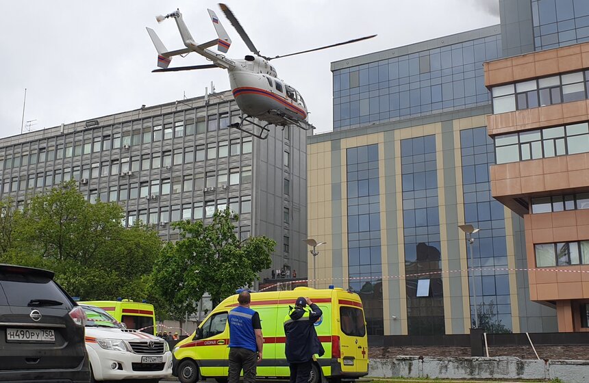 Пожар произошел в БЦ "Гранд Сетунь Плаза" на западе Москвы 15 фото