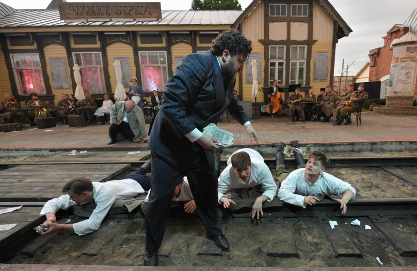 В Москве открылся фестиваль губернских театров "Фабрика Станиславского" 14 фото