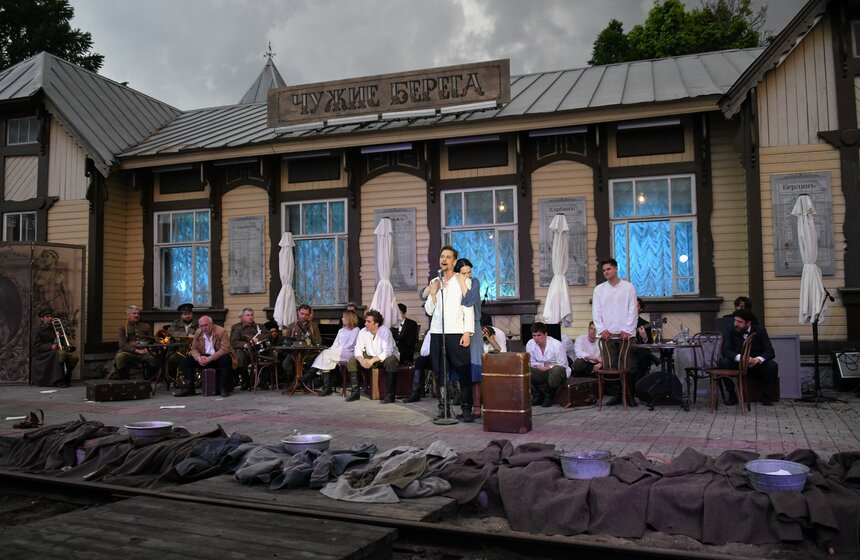 В Москве открылся фестиваль губернских театров "Фабрика Станиславского" 16 фото