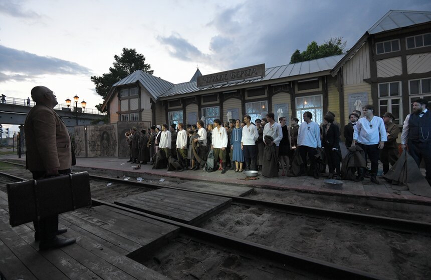 В Москве открылся фестиваль губернских театров "Фабрика Станиславского" 19 фото