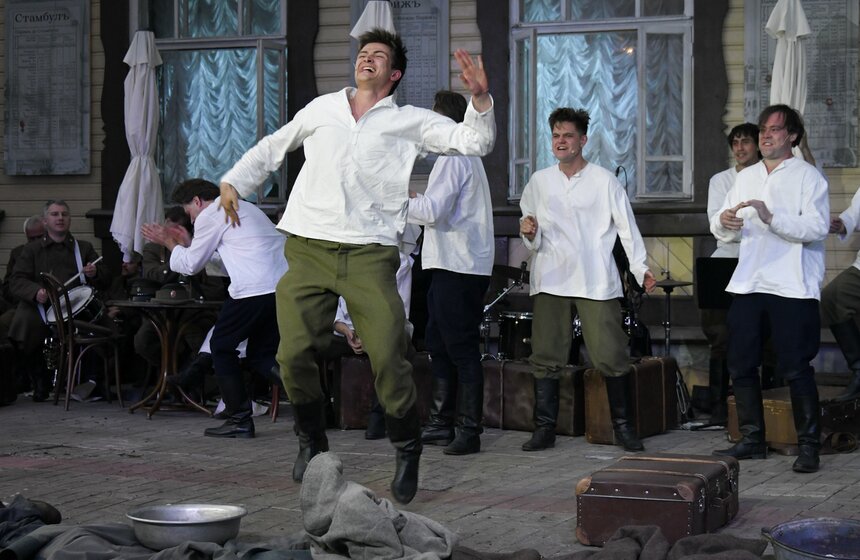 В Москве открылся фестиваль губернских театров "Фабрика Станиславского" 18 фото