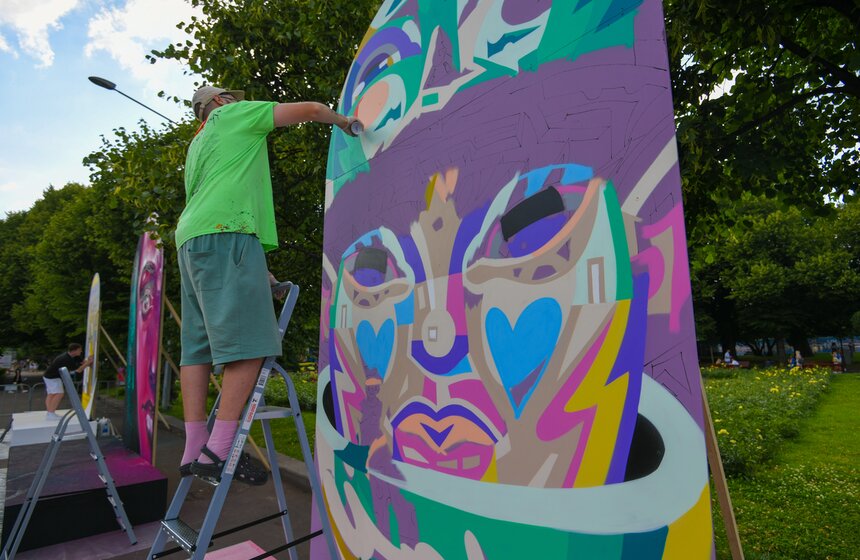 В Парке Горького проходит фестиваль VK Fest 23 фото