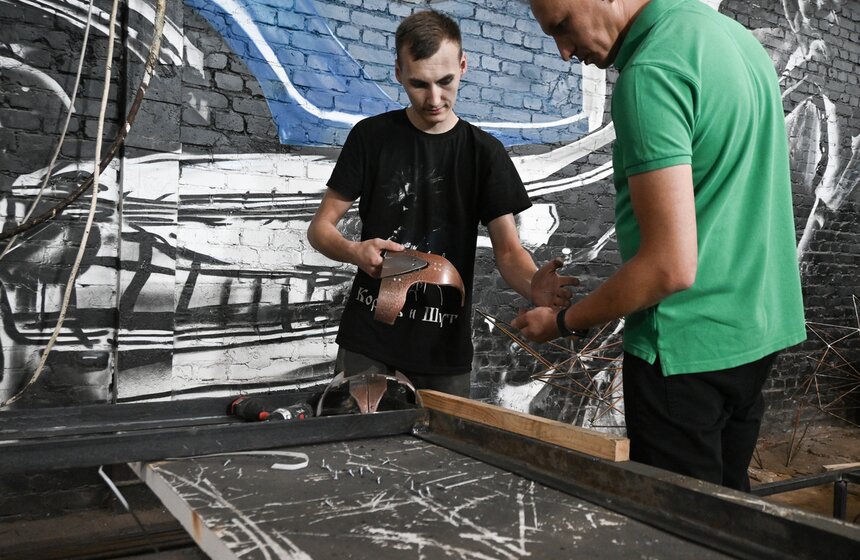 Робот-ангел и другие необычные экспонаты ждут на фестивале Geek Picnic 11 фото