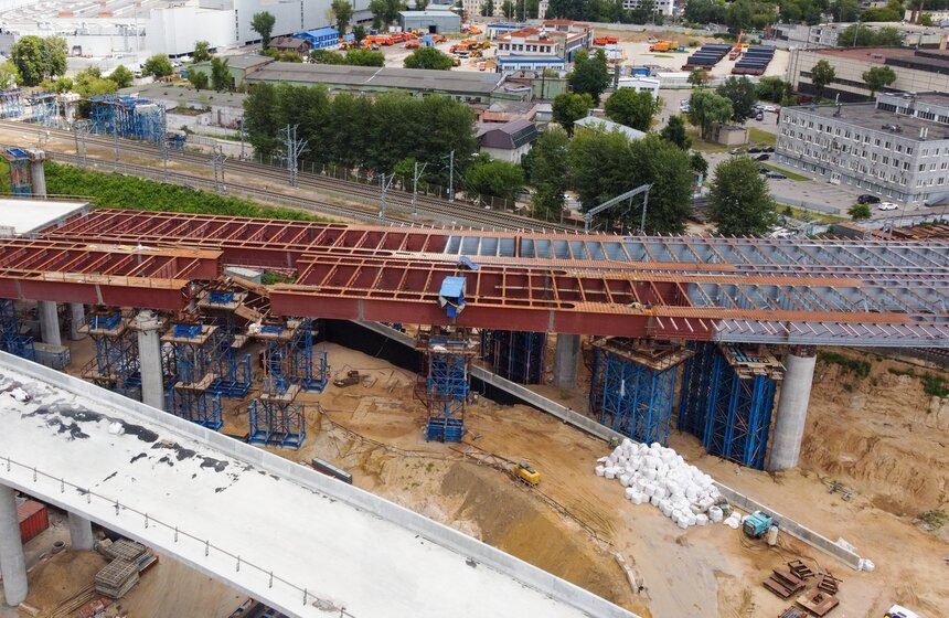 Десятиполосная эстакада в районе станции МЦК "Нижегородская" готова на 65% 18 фото