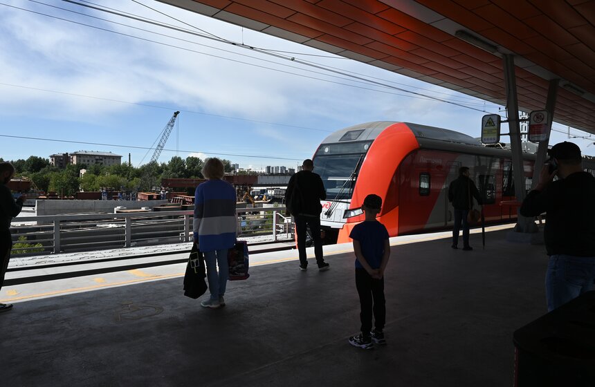 Десятиполосная эстакада в районе станции МЦК "Нижегородская" готова на 65% 9 фото