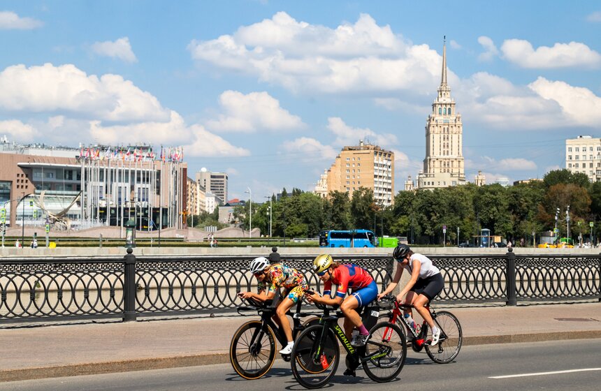 В Москве прошла велогонка La Strada 17 фото