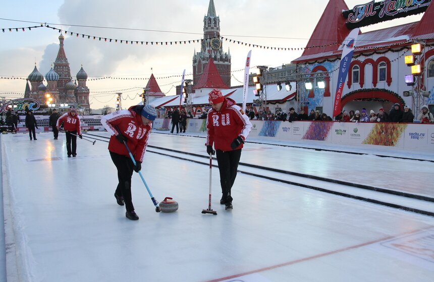 На ГУМ-катке завершился этап мирового тура по керлингу 10 фото