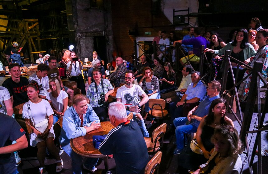 Новый сезон открылся в театре на Таганке 3 фото