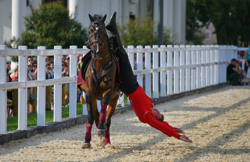 В Москве отметили 83-летие ВДНХ 24 фото