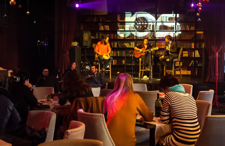 На "Красном Октябре" наградили победителей Фестиваля Пингвинов 8 фото