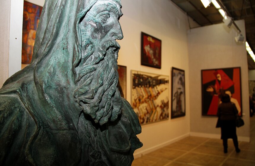 Художественная выставка "Россия XII" открывается в Москве 7 фото